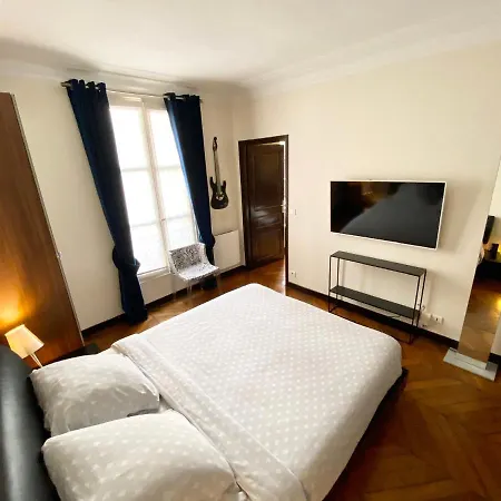 Moderne - Champs Elysees Haussmann *
