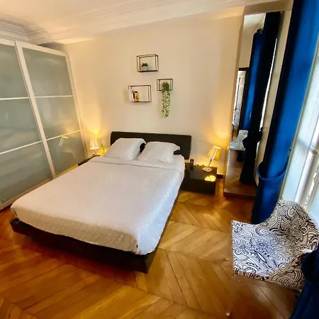 Moderne - Champs Elysees Haussmann *